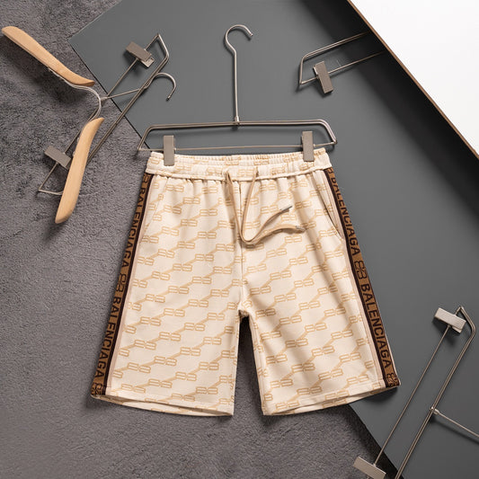 New knitted shorts, fashionable and casual shorts