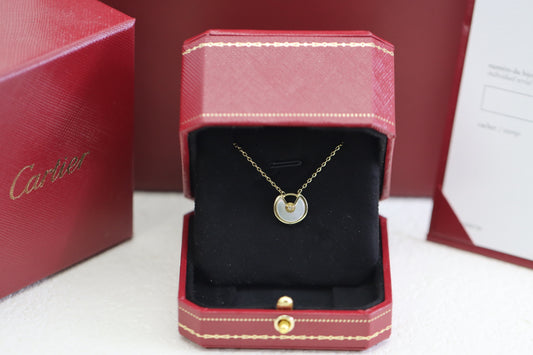 Rose Gold White Shell Amulet Clavicle Necklace