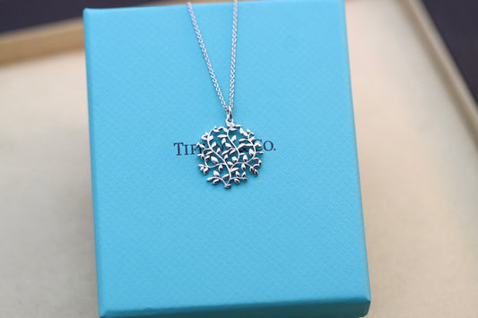silver leaf necklace