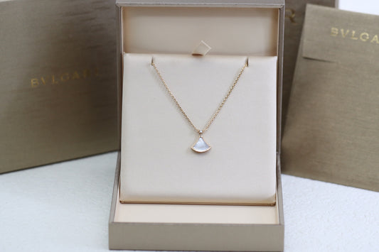 Ginkgo Leaf Clavicle Necklace