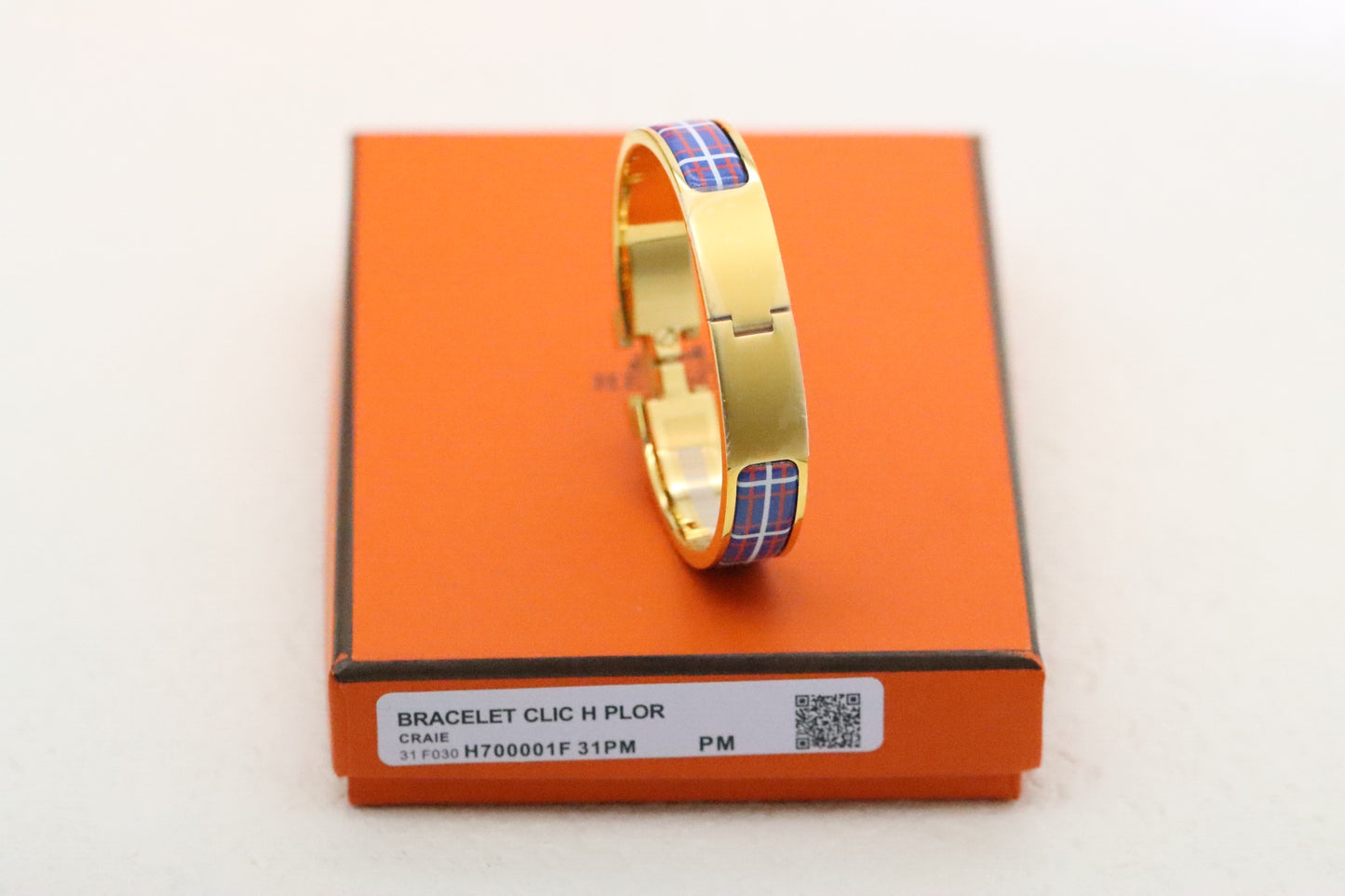 Gold enamel bracelet