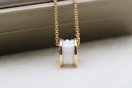 Rose gold and diamond necklace with white ceramic