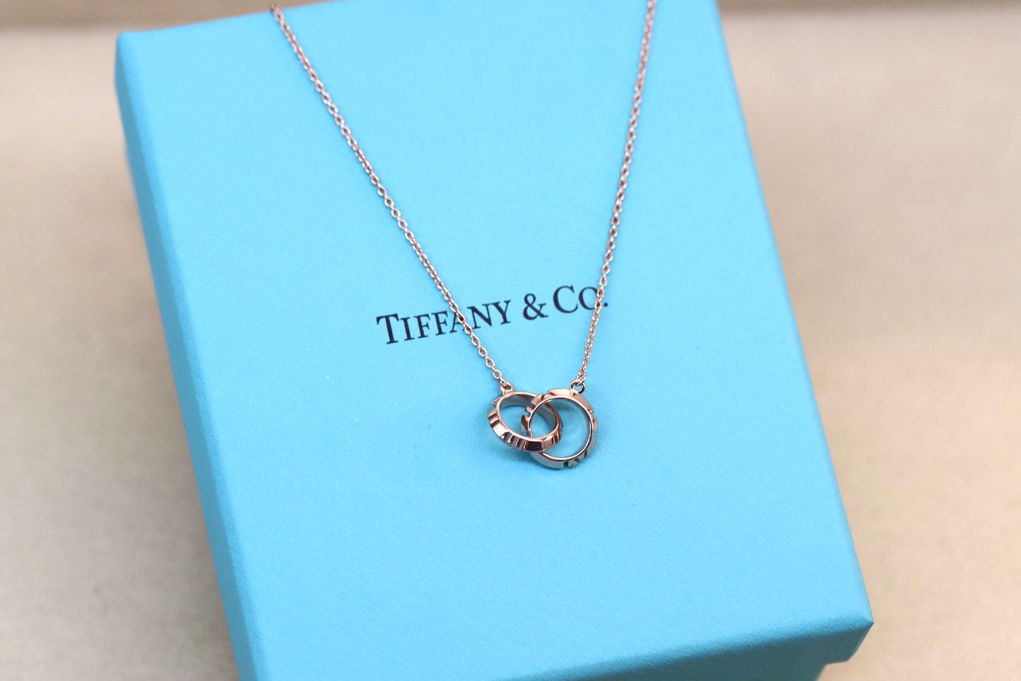 Rose Gold Roman Double Ring Clavicle Necklace