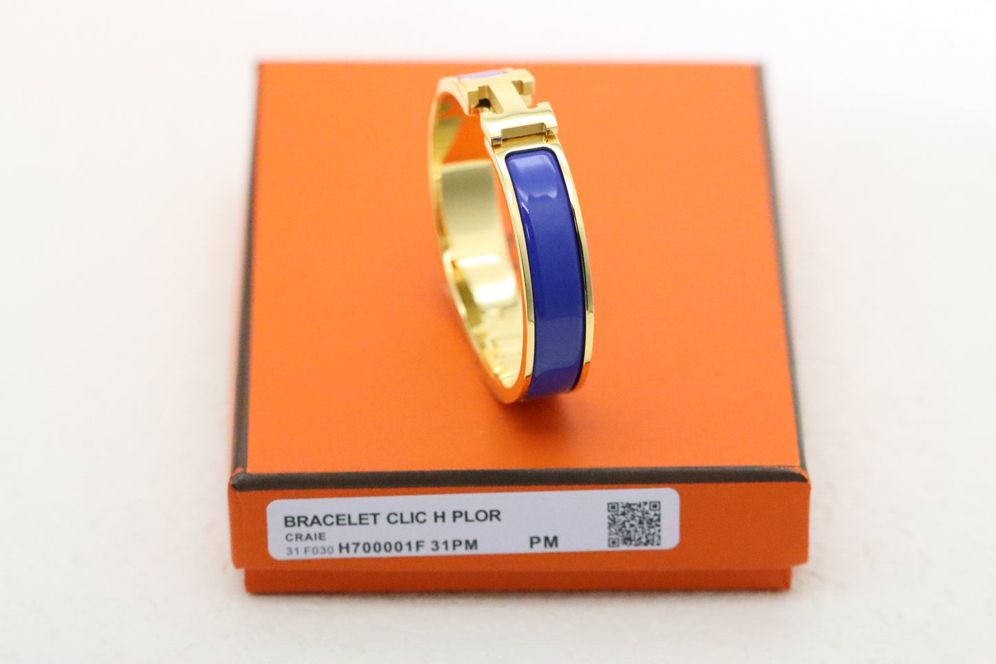 Gold enamel bracelet