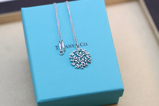 silver leaf necklace