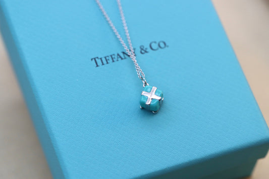 gift box necklace