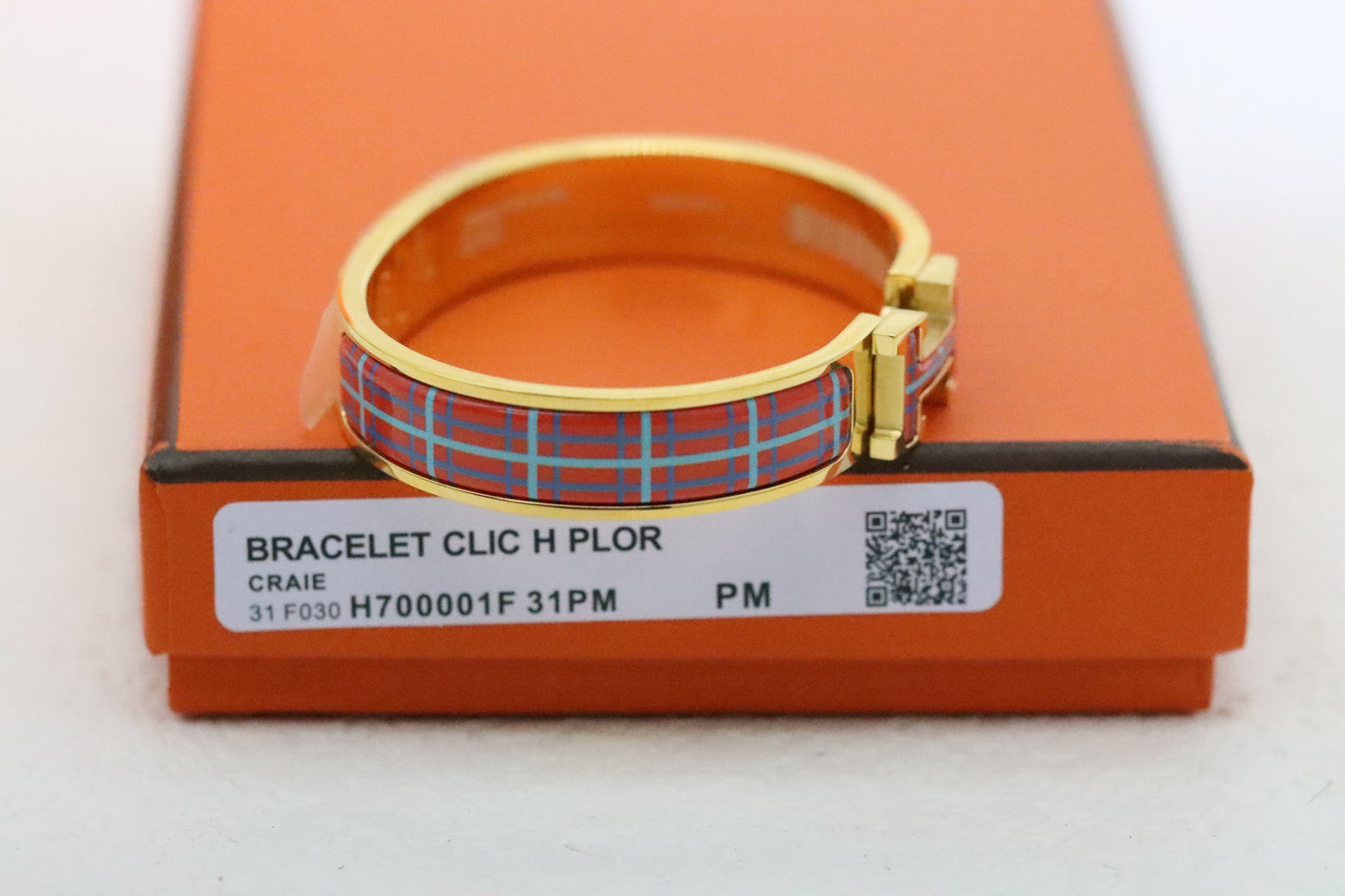 Gold enamel bracelet