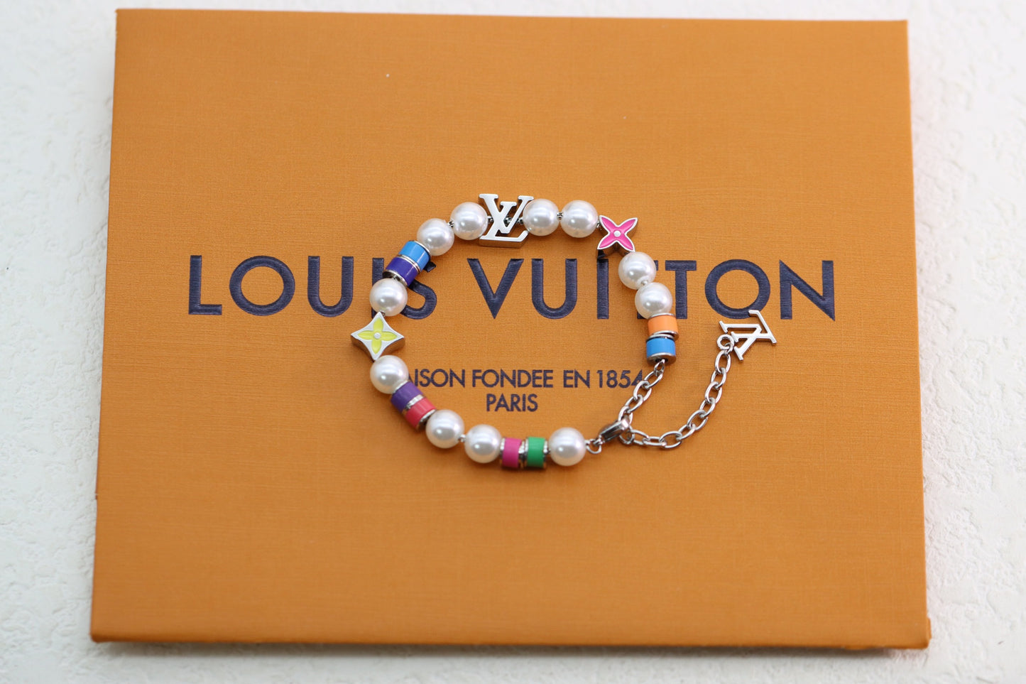 Colorful enamel floral t crystal bracelet