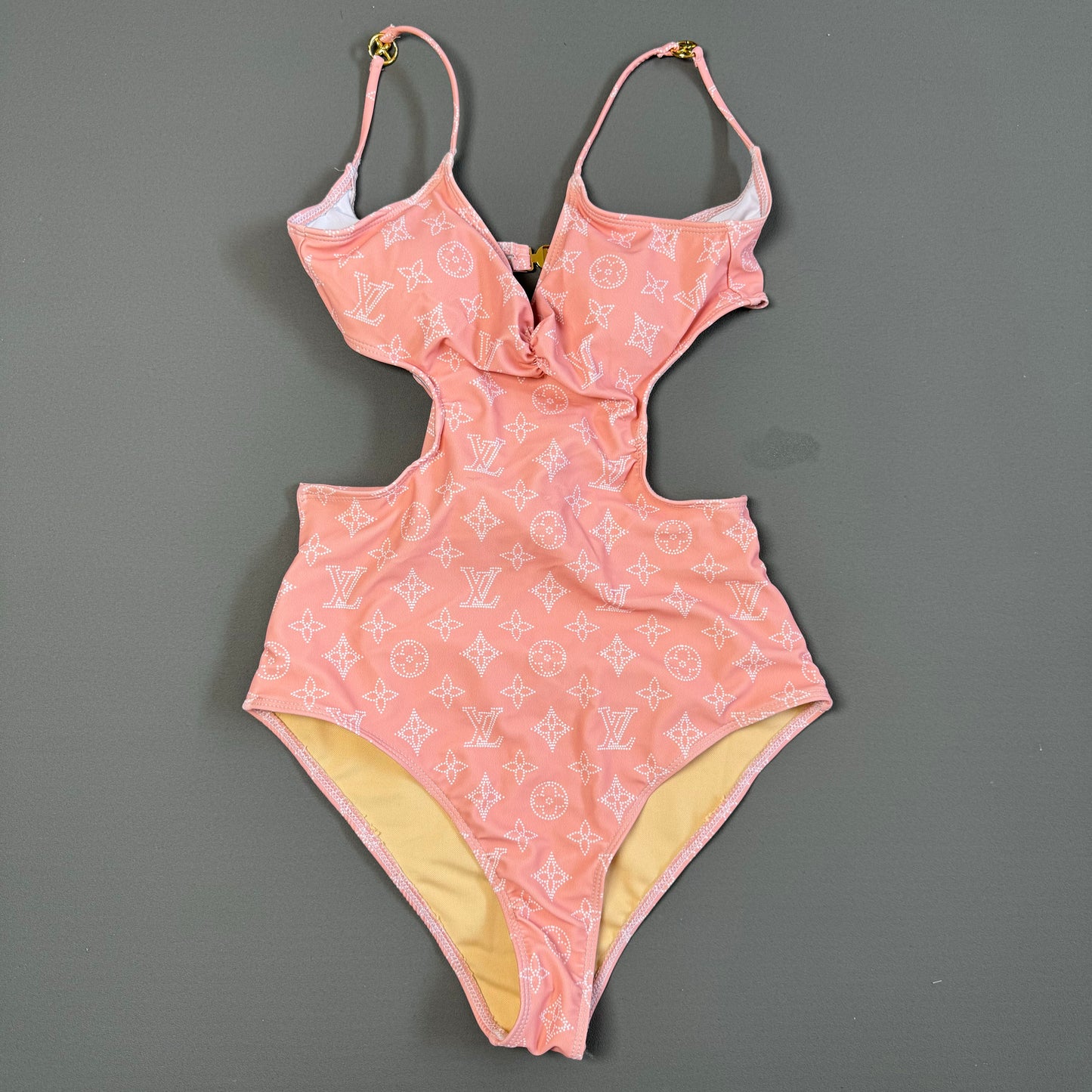 2025 New Hot Pink Bikini  L-45000