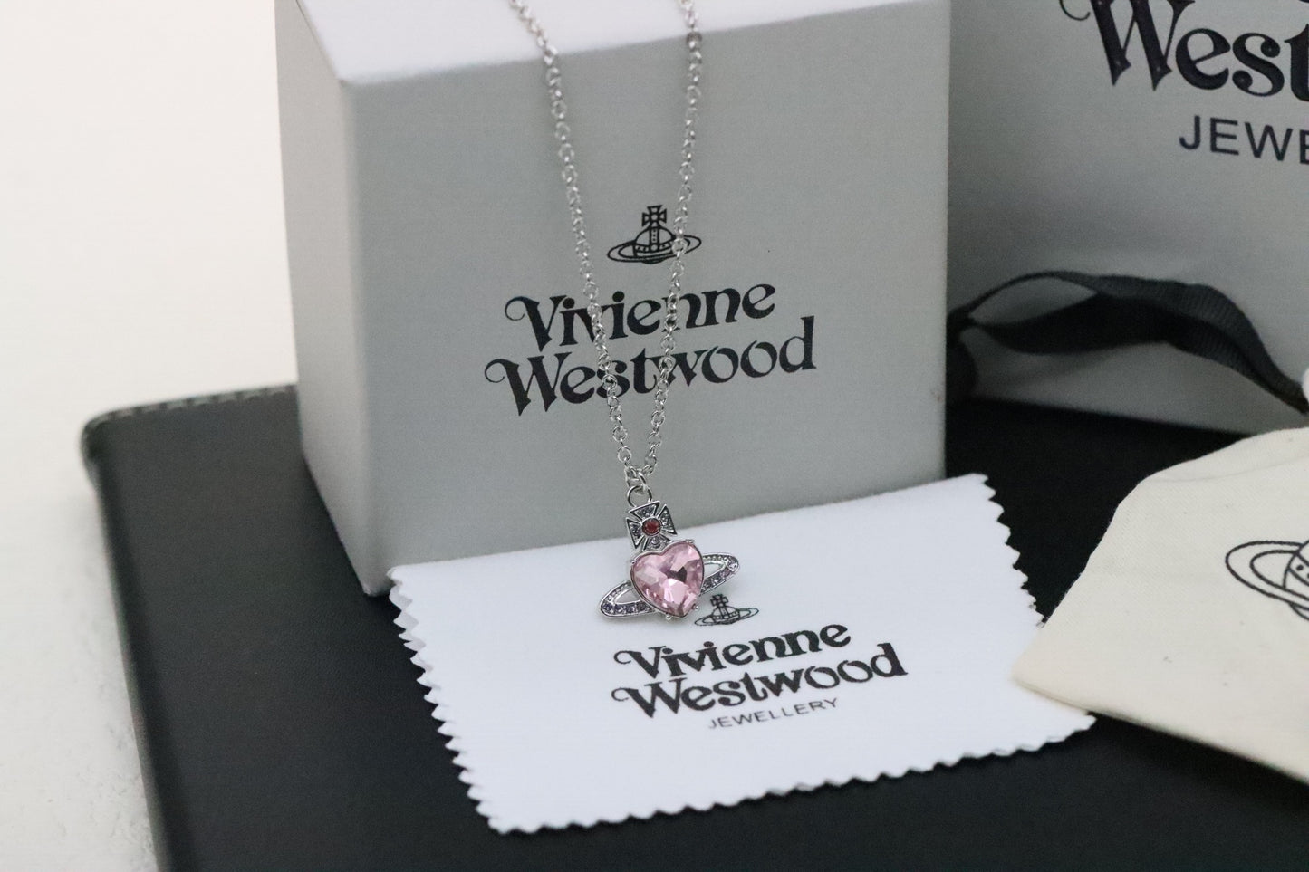 Pink Heart Rhinestone Saturn Clavicle Necklace
