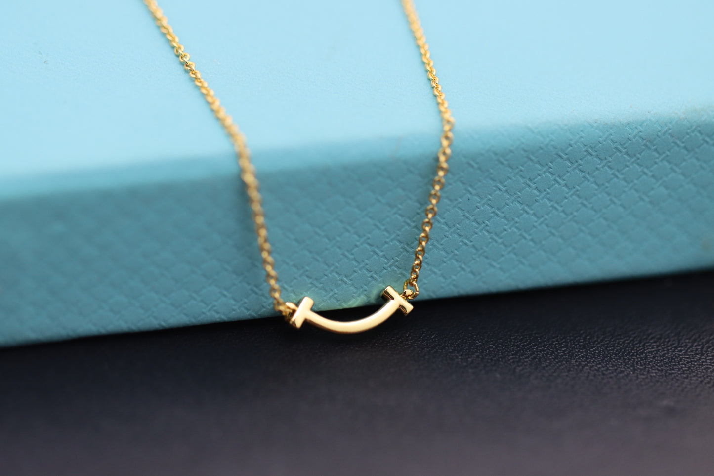 Mini Diamond-Free Smiley Face Necklace
