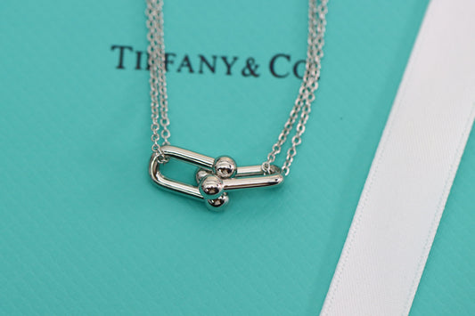 U-shaped double chain necklace