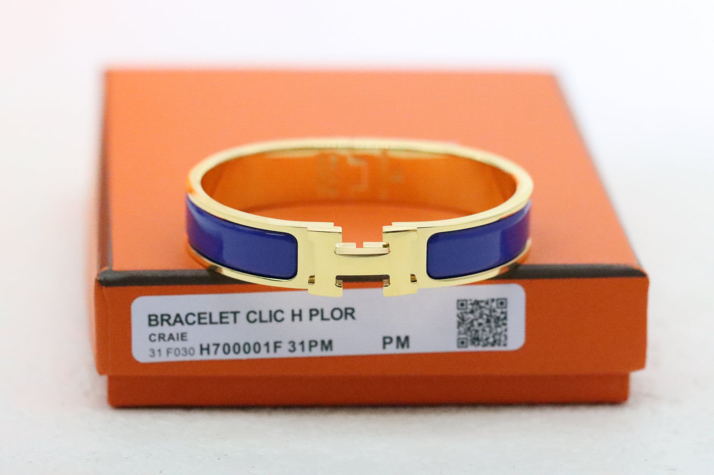 Gold enamel bracelet