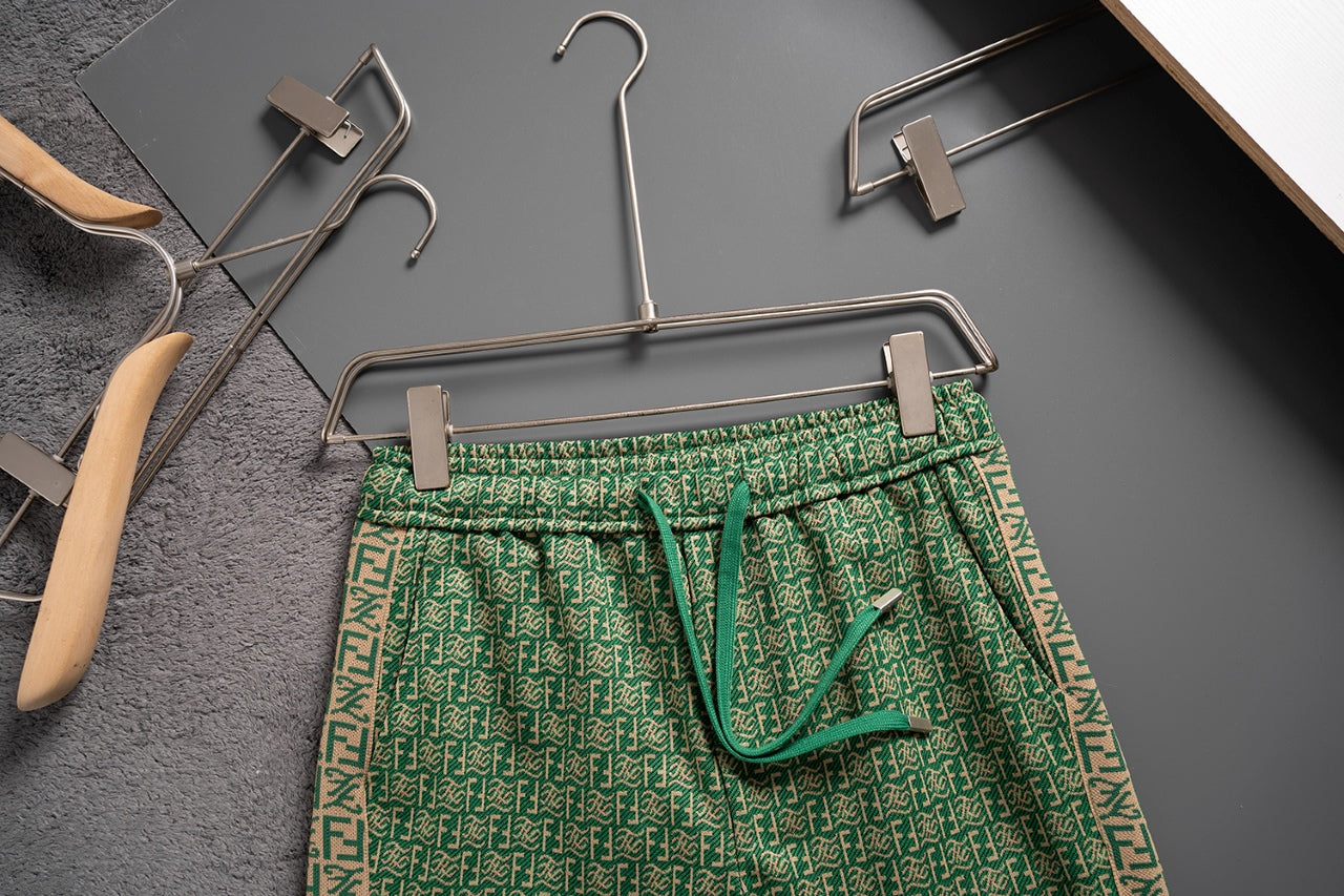 New knitted straight stripe patchwork shorts