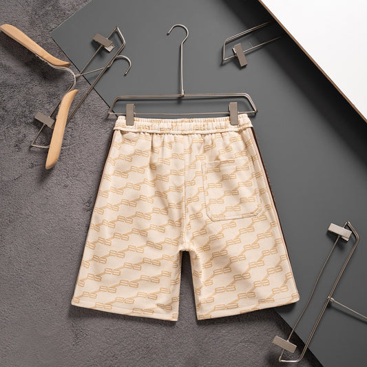 New knitted shorts, fashionable and casual shorts