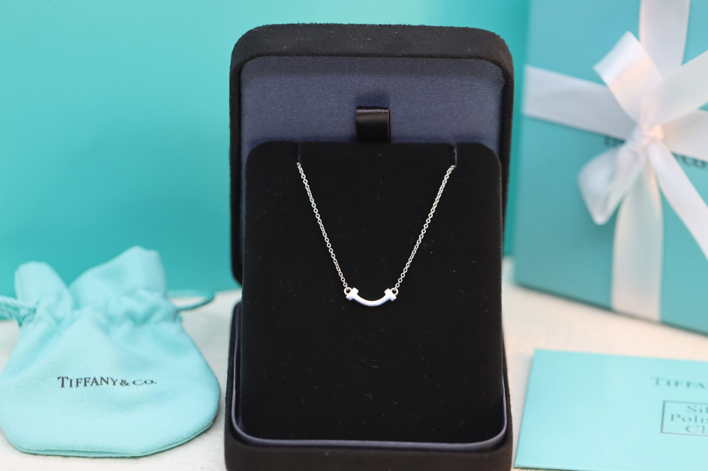 Mini Diamond-Free Smiley Face Necklace