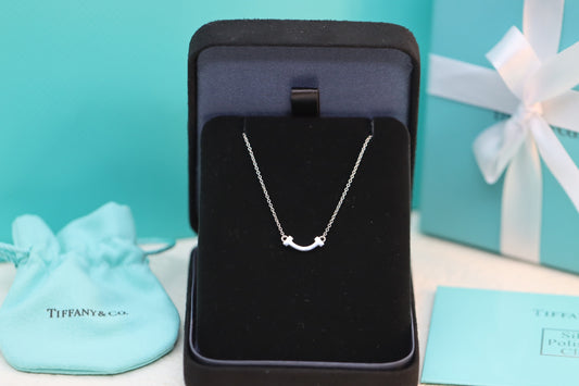 Mini Diamond-Free Smiley Face Necklace