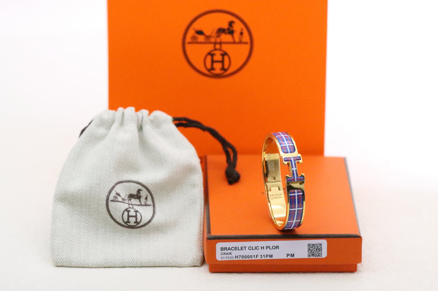 Gold enamel bracelet