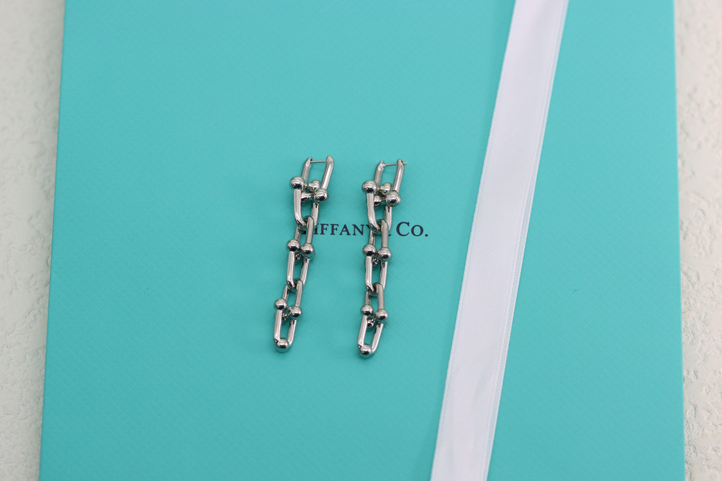 U-shaped bamboo earrings