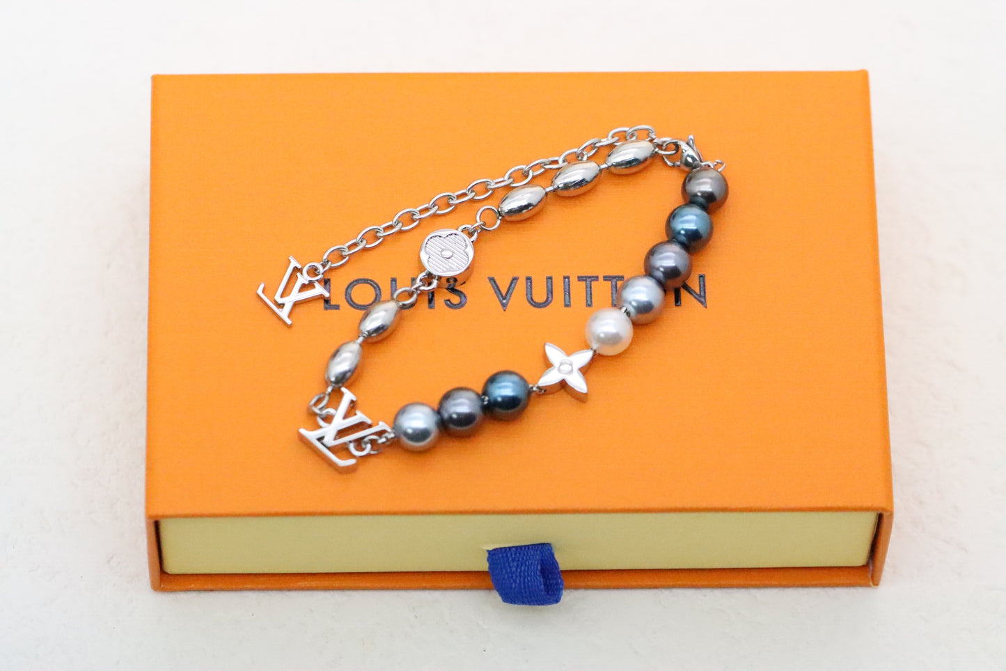 Colorful Pearl Floral Letter Bracelet