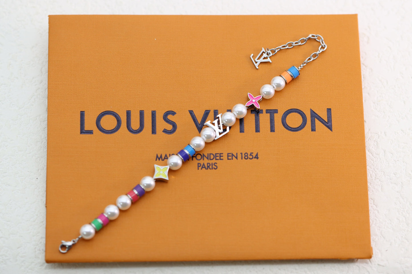 Colorful enamel floral t crystal bracelet