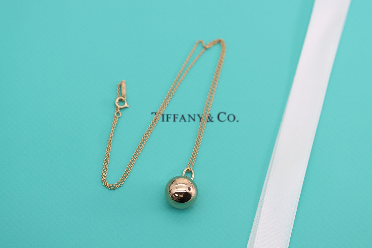 Rose gold ball lock clavicle necklace