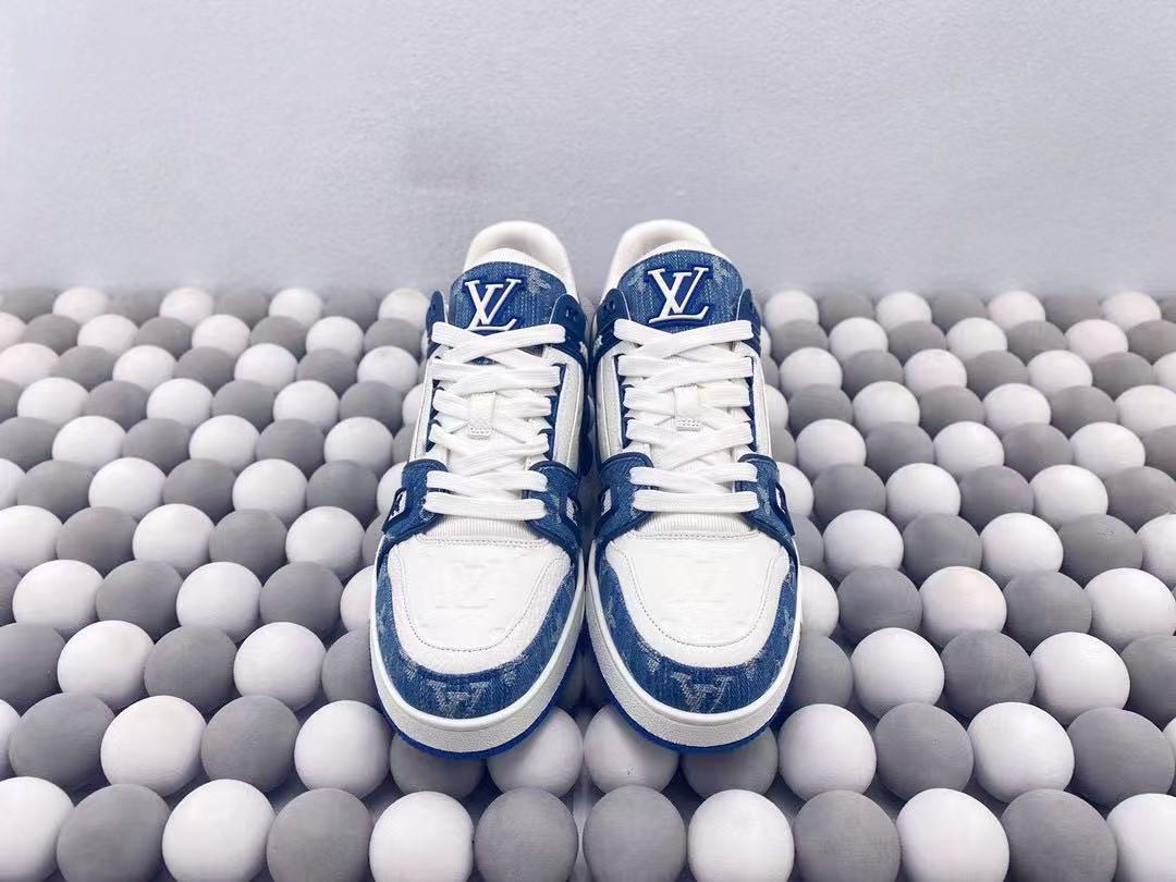 Spring and Autumn casual thick soled popular new shoes Trainer Sneaker 090301