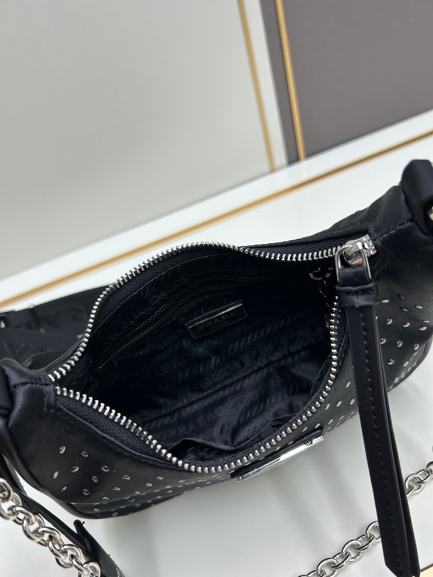 Dumpling-Shaped Crossbody Bag