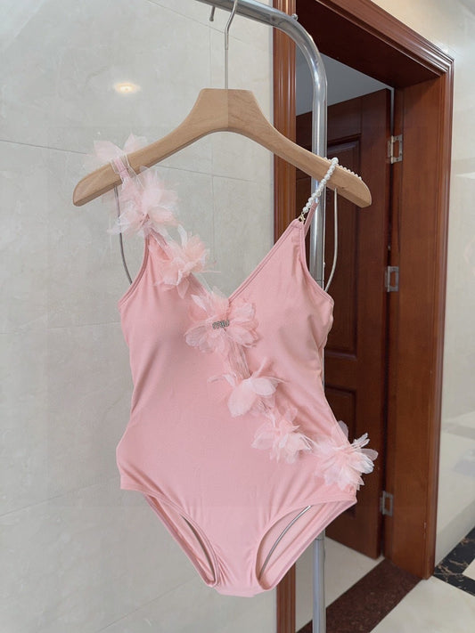 A must-have for fashion trendsetters