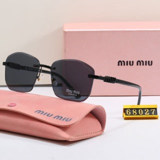 Trendy metal-framed sunglasses