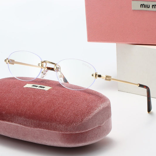 The wildly popular round-lens rimless sunglasses