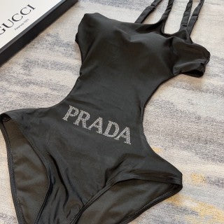 One-piece swimsuit, slim and good-looking