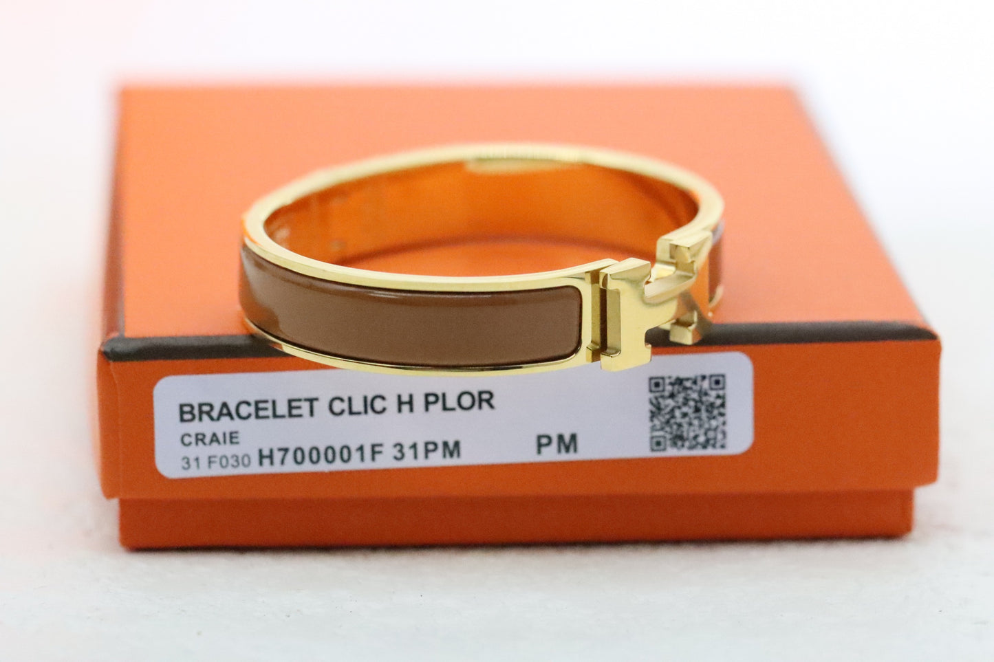 Gold enamel bracelet