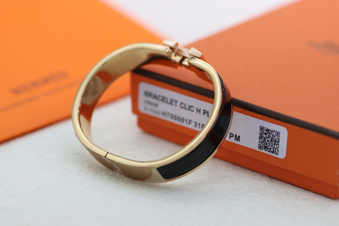 enamel bracelet