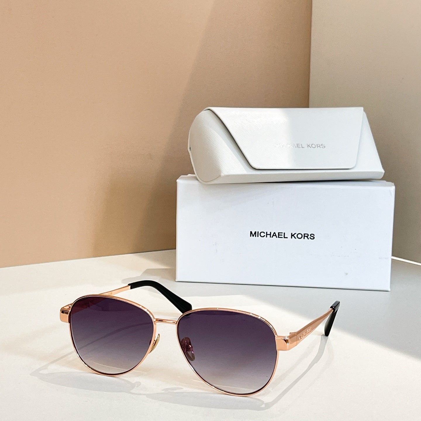 Metal full frame sunglasses