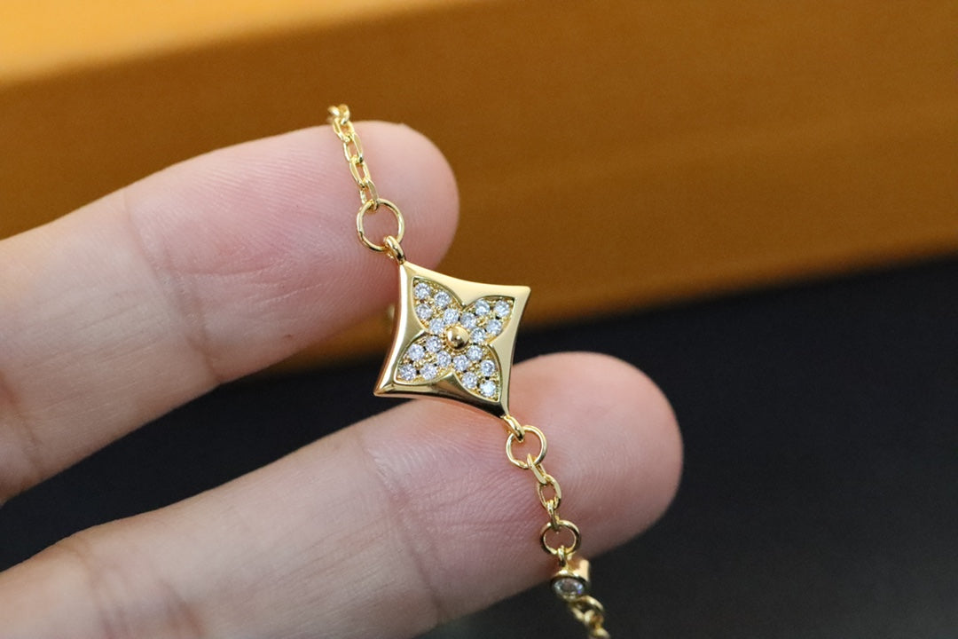 Full diamond diamond flower round flower four flower bracelet