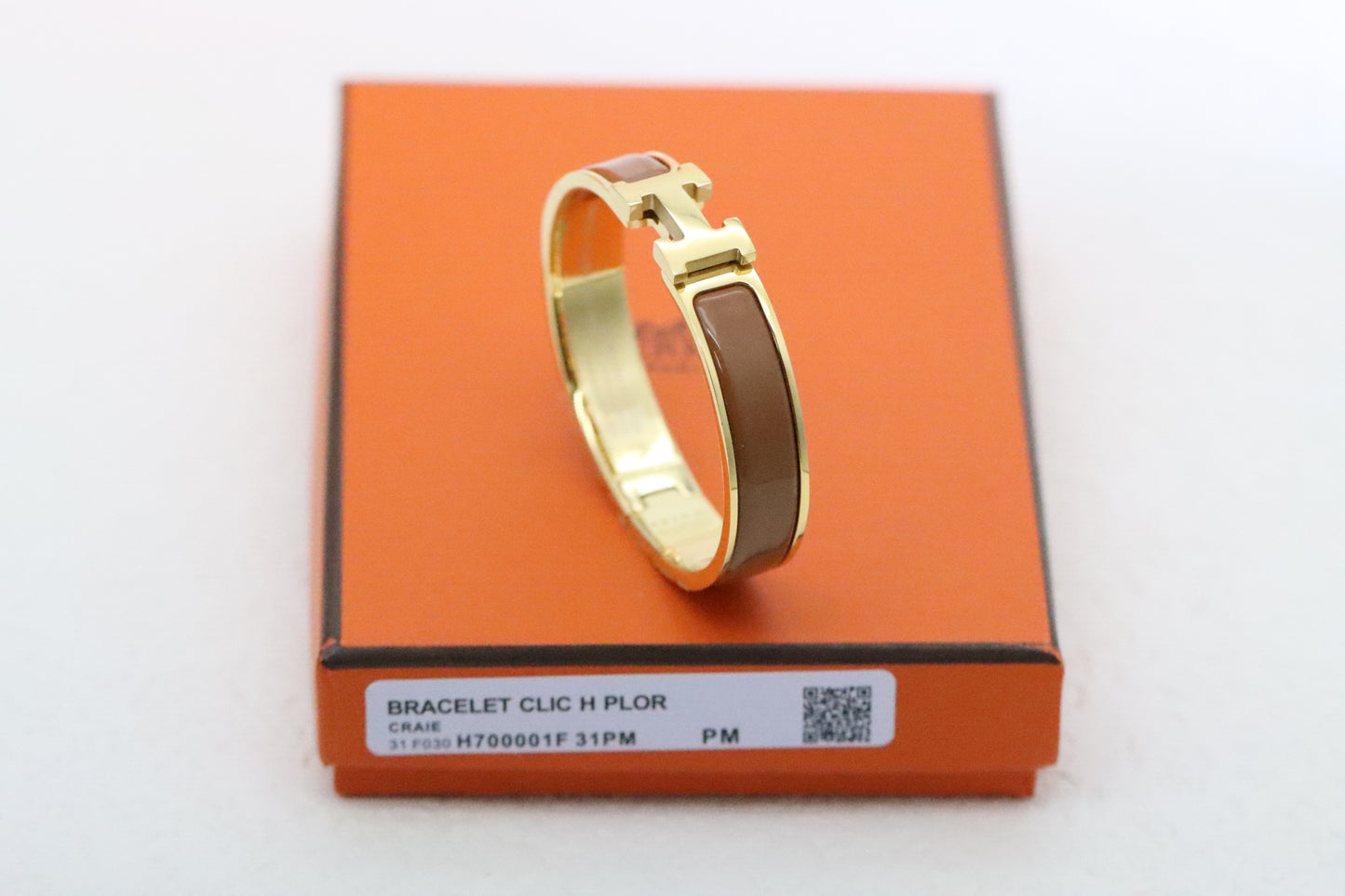 Gold enamel bracelet