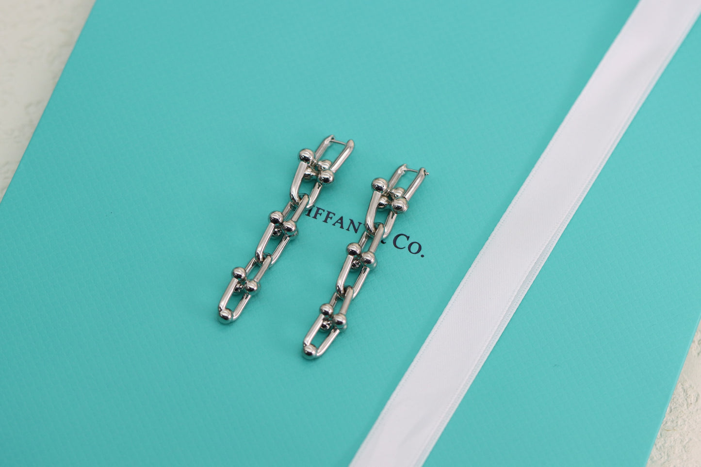 U-shaped bamboo earrings