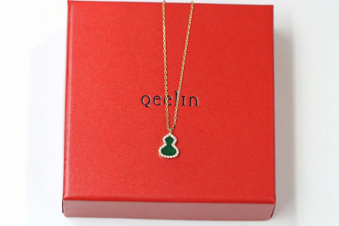 Green Gourd Necklace
