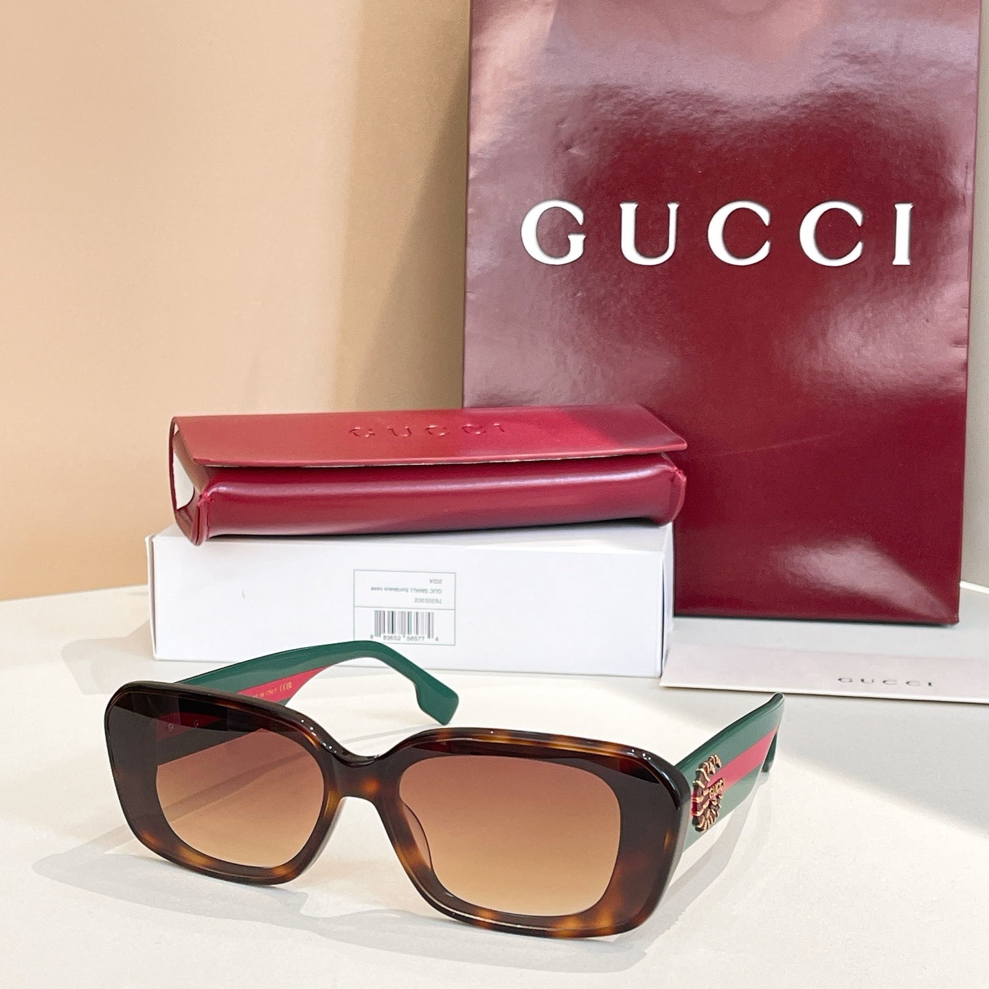 New large frame full frame sunglasses