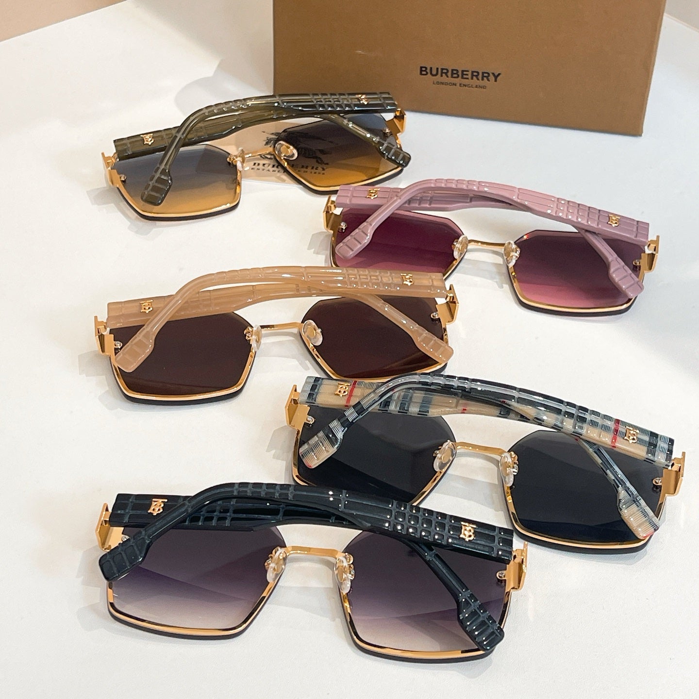 2025 New Fashion Large Frame Sunglasses in 5 Colors BE2491