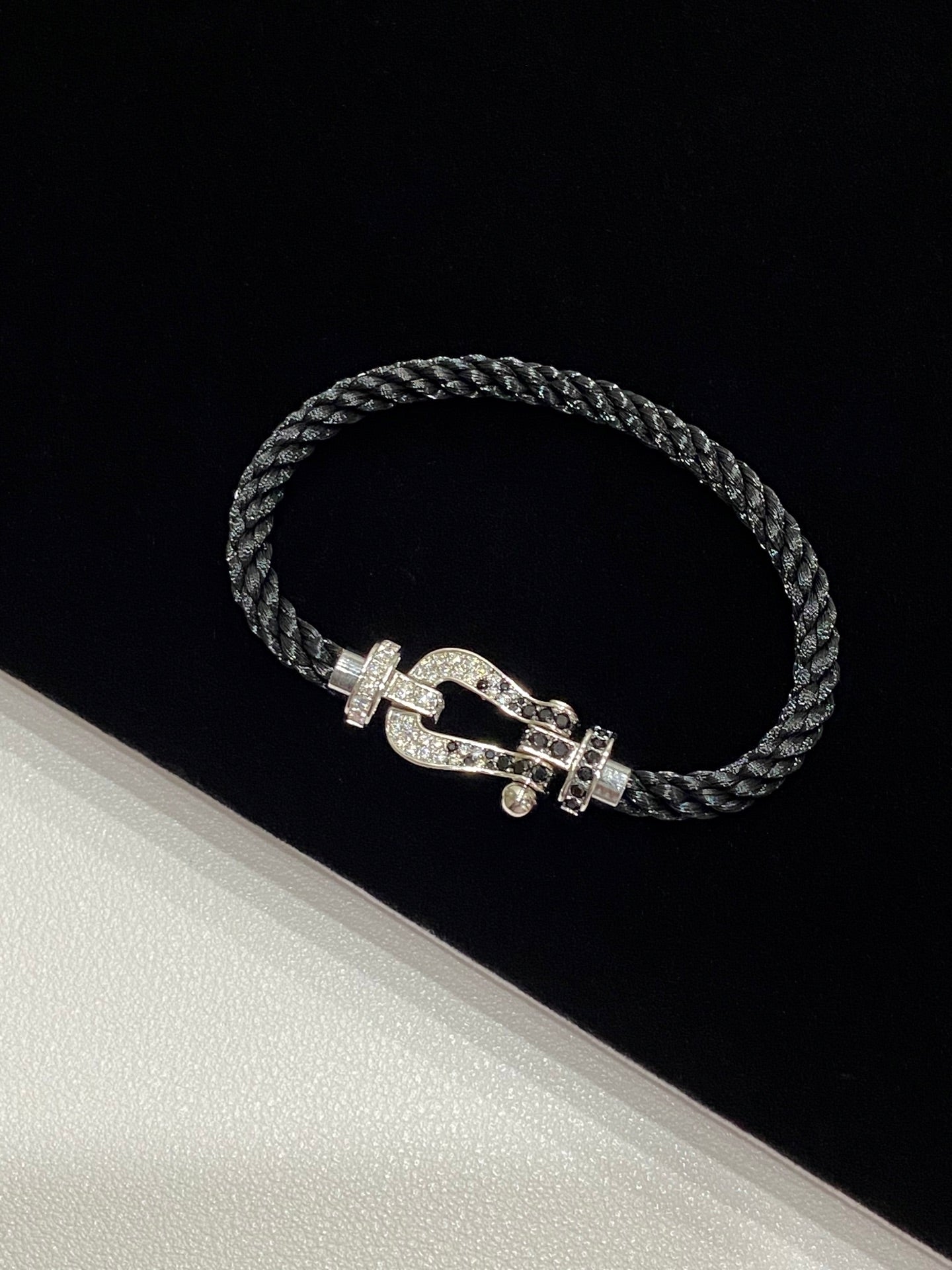 Full diamond U-shaped buckle gradient color couple bracelet